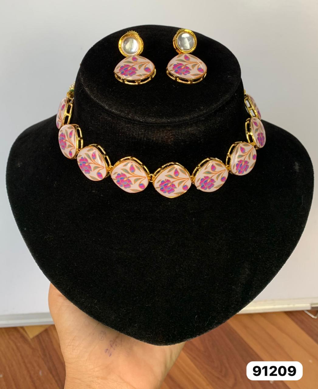 Floral Meenakari Statement Necklace Set - My Store