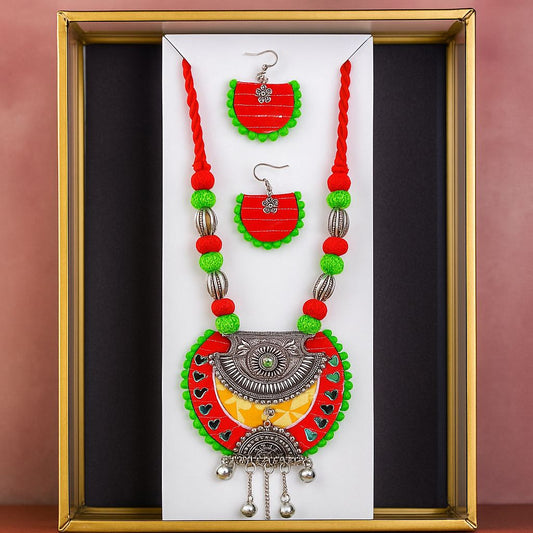 Red-Green Fabric & Oxidized Silver Necklace Set - My Store