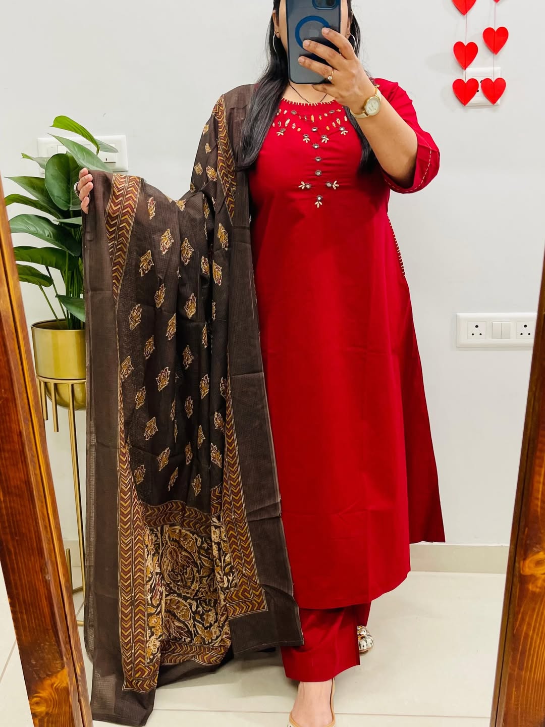 Simple yet elegant This is how we describe our latest launch a Cotton set - red - My Store